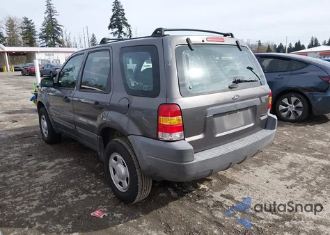 2002 Ford Escape Xls из США, поврежденный, VIN 1FMYU011X2KC73299